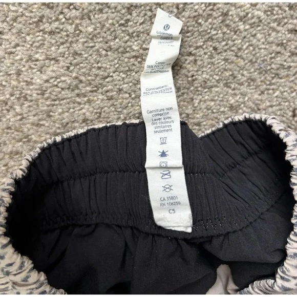 Lululemon Women's Size 6 Spring Break Away Shorts Drawstring Cuffed Dottie Dash - Picture 4 of 8